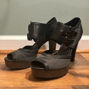 Halogen Lynden Heels Black Leather Platform